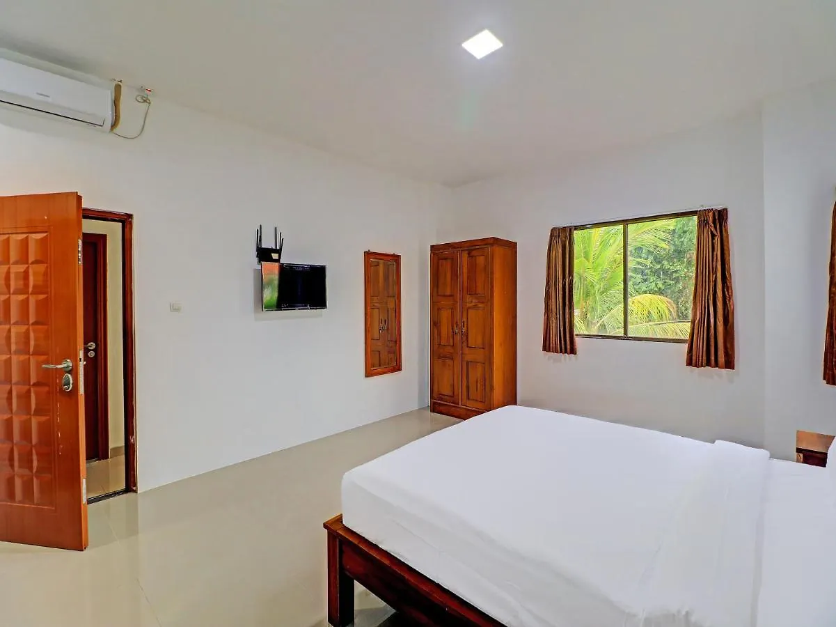 Capital O 92039 Runways House Hotel Tuban