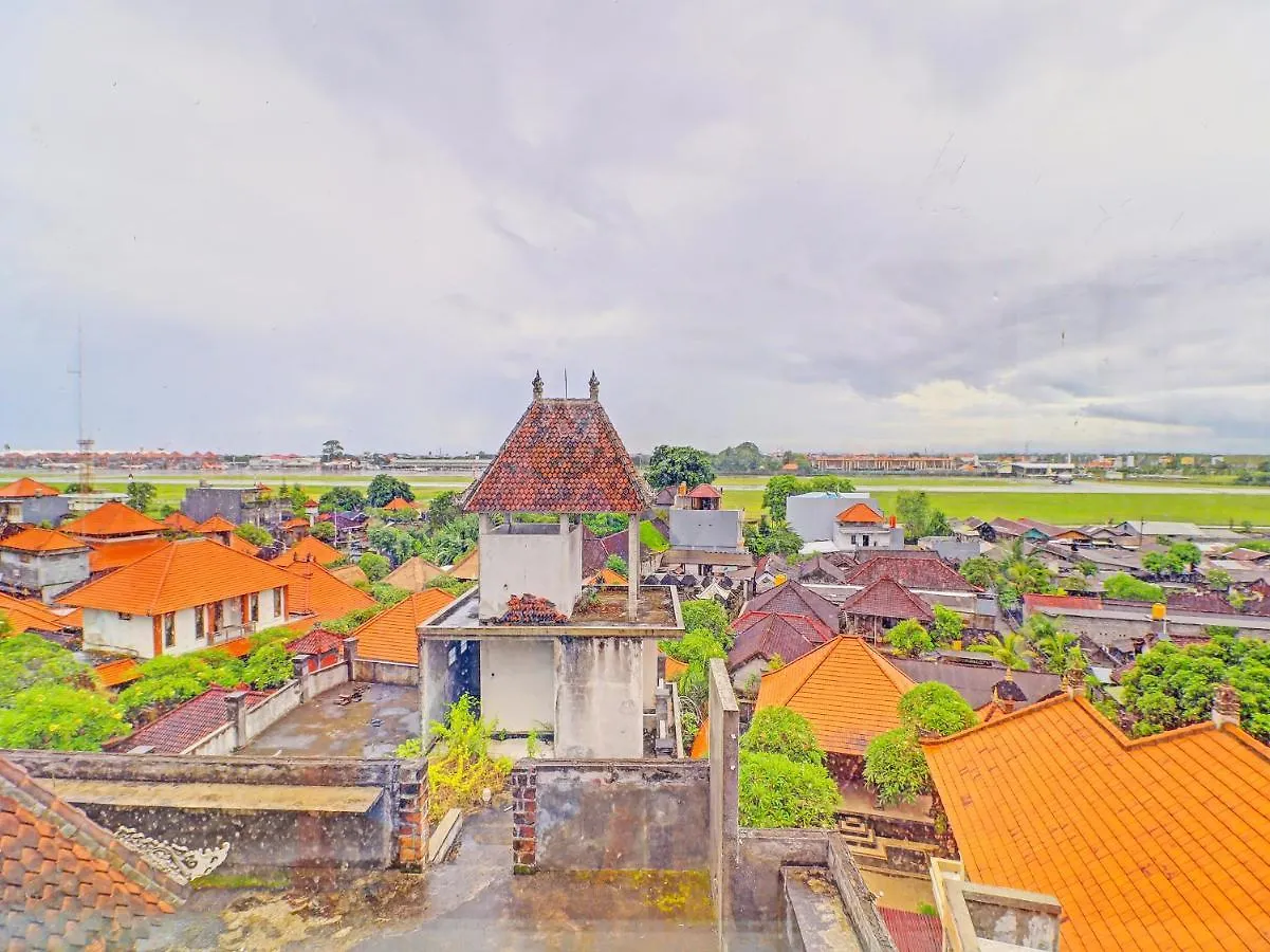 Capital O 92039 Runways House Hotel Tuban
